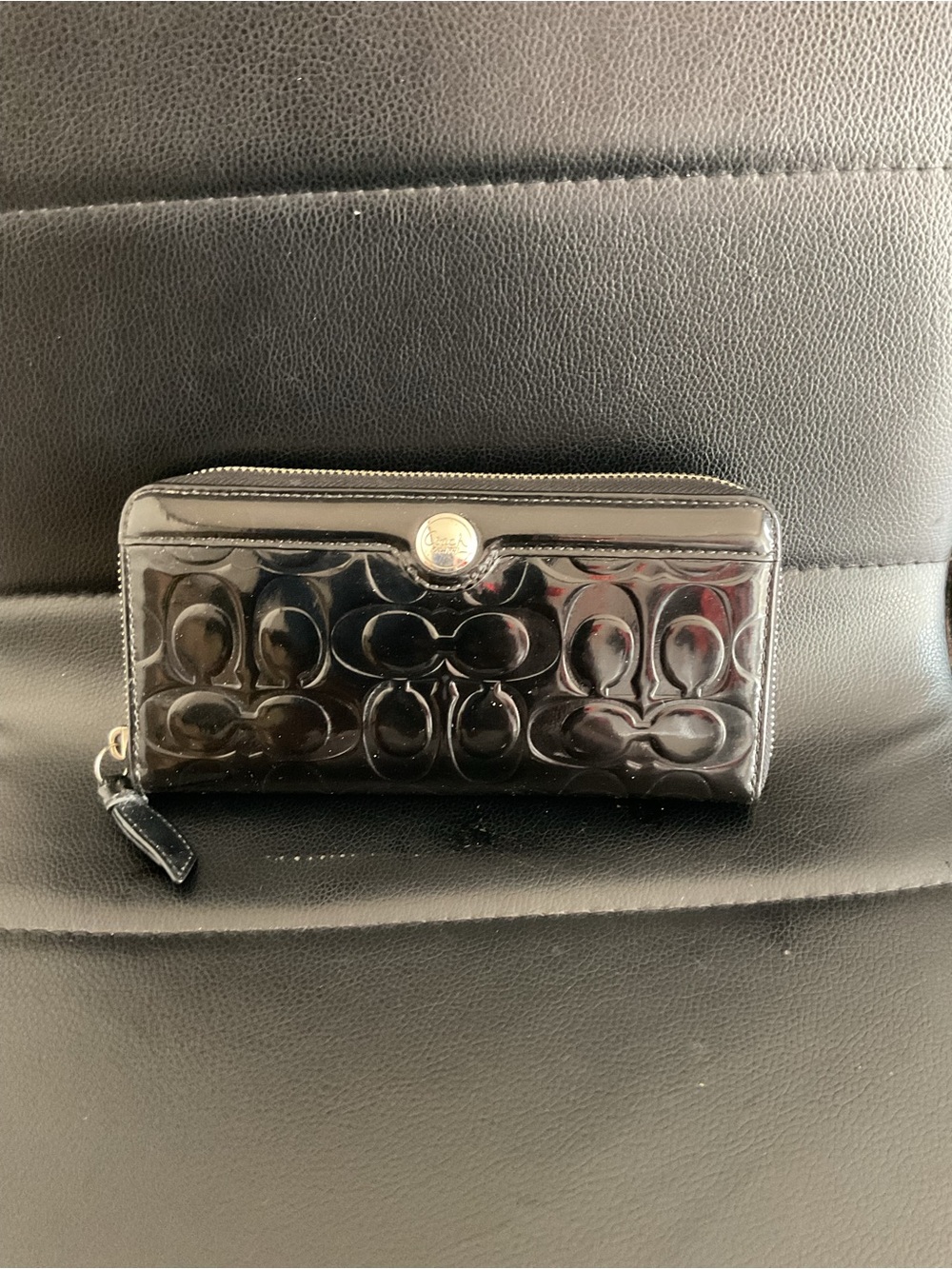 Coach Black Patent Signature Zip Card Holder